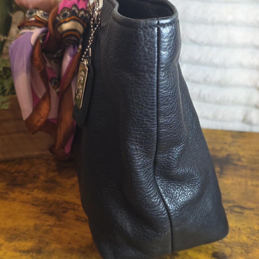 Coach Madison Black Pebble Leather Tote #26769 Includes Unbranded Purse Scarf - Picture 13 of 13